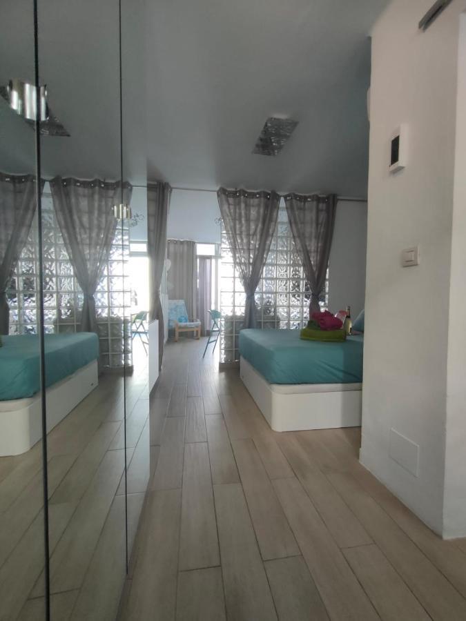 Blu Apartment ปูแอร์โตเดลคาร์เมน ภายนอก รูปภาพ